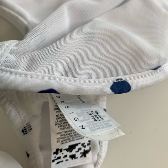 (NWT) ASOS DESIGN fuller bust polka dot bikini top - Picture 5 of 6